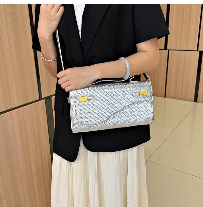 2025 Women's Embossed Clutch Handbag: Crossbody & Shoulder Bag