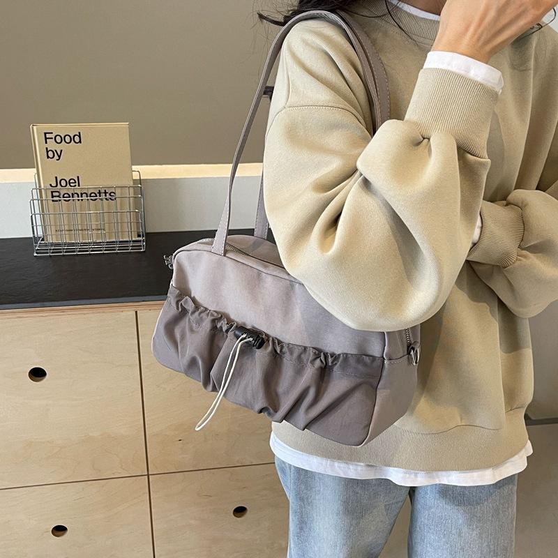 Casual Nylon Tote Bag New Commuter Shoulder Messenger Bag