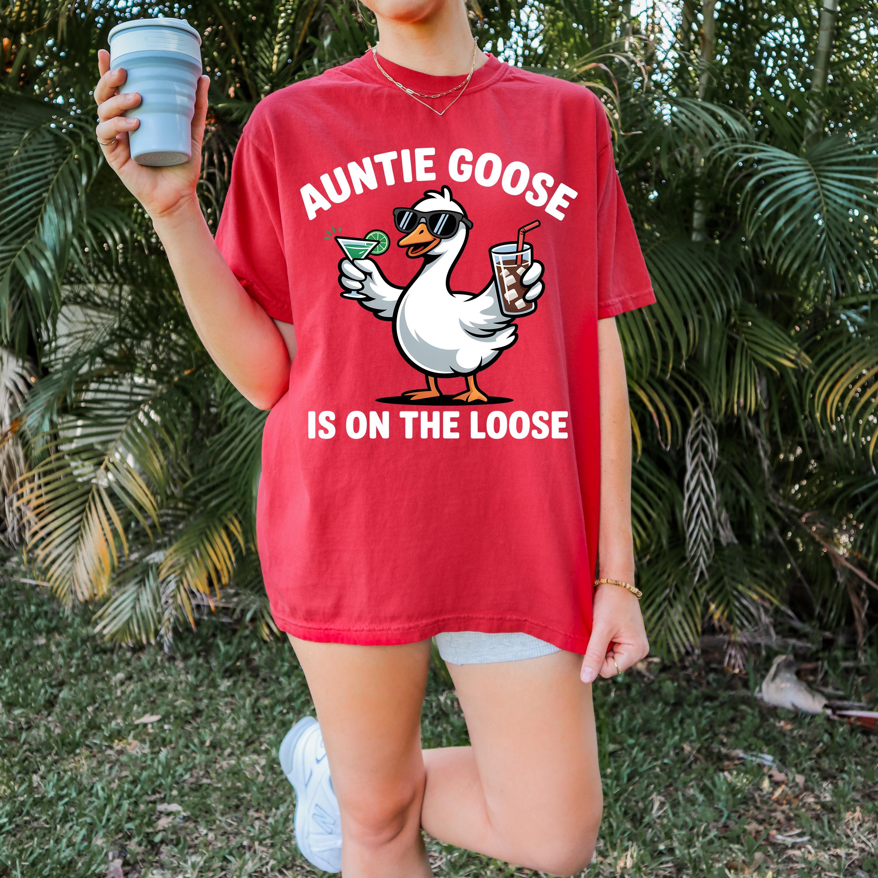 Auntie Goose Is On The Loose Shirt Rich Auntie Goose Tees Champagne Goose Women T Shirts S красный