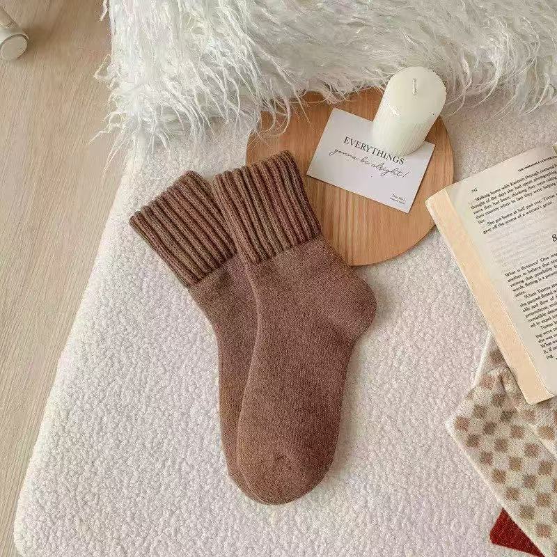 5 Pairs Winter Thickened Wool Socks Women's Breathable Comfortable Plush Low Tube Snow Socks Korean Warm Cashmere Socks