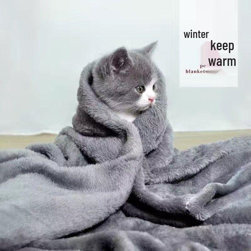 All-Season Semi-Enclosed Wear-Resistant Pet Bed for Dogs and Cats, Stain-Resistant, and Winter Warmth.