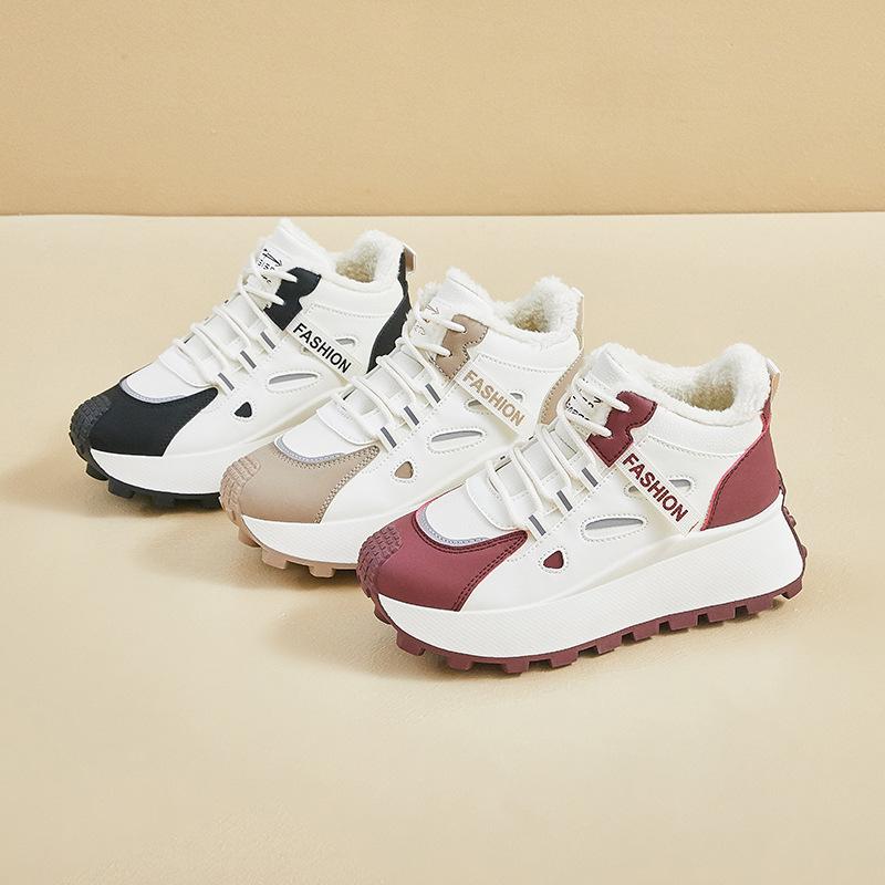 Winter Warm Snow Boots for Women Non-Slip Platform Running Sneakers With Faux Fur Lined Lace-Up Tennis Walking Shoes Women's Outdoor Short Booties