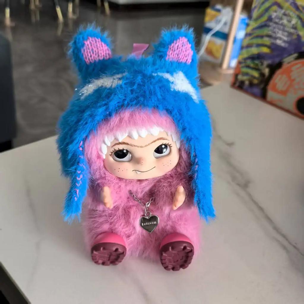 Wakuku Fuzzy Trendy Fun Party Blind Box Cute Wakuku Action Figure Mystery Box CuteDoll Bag PendantDoll Surprise Bag Gift Toy