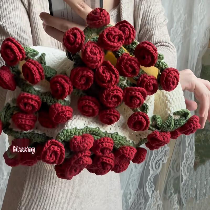 

LISM Upgraded Roman Red Rose Throw Blanket