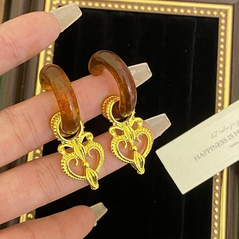 Maillard Geometric Butterfly Coffee Earrings For Women  Vintage Studs Personality Drop Earrings Luxury Designer Jewelry