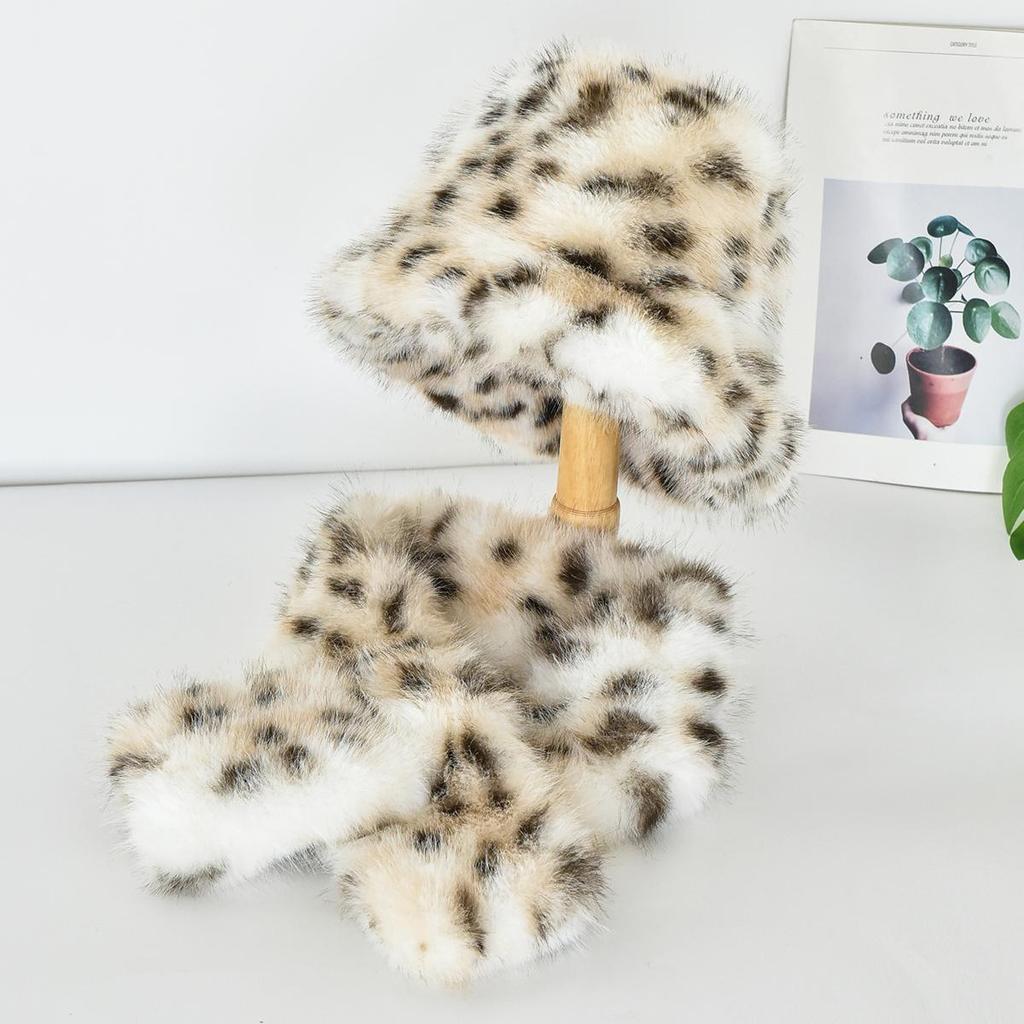 Women's Faux Mink Fur Bucket Hat Scarf Set, Classic Leopard Print Vegan Faux Fur Warm Set, Faux Fur Hat and Scarf For Winter