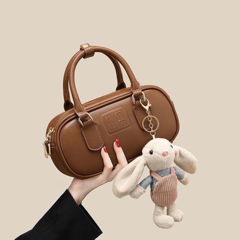 Bag new autumn and winter women s bag niche design bowling bag retro texture handbag shoulder messenger bag коричневый