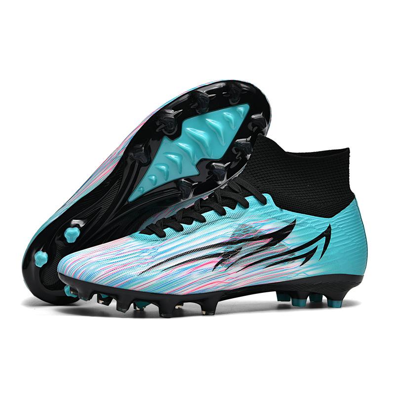 New Men Soccer Shoes Ultralight Football Boots Grass Outdoor Sport Non-Slip Professional Training Shoes Match Sneakers Unisex