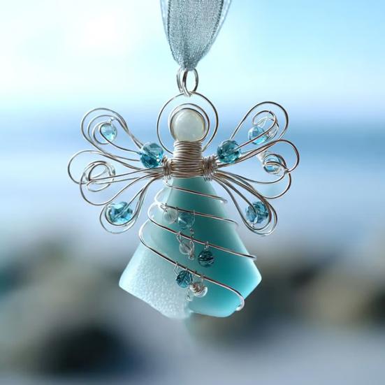 Handmade Sea Glass Angel Ornament Coastal Christmas Sea Glass Art Keepsake Wire-Wrapped Angel Christmas Tree Decoration for Holiday Home Decor