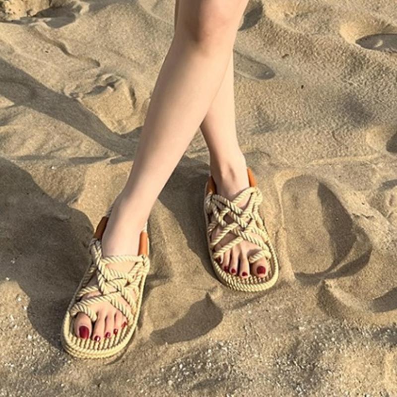 Fashion 2025 NEW Summer Women Comfortable and Elegant Sandals Low Heels Basic Sandals Women Slippers Beach Sandals Women