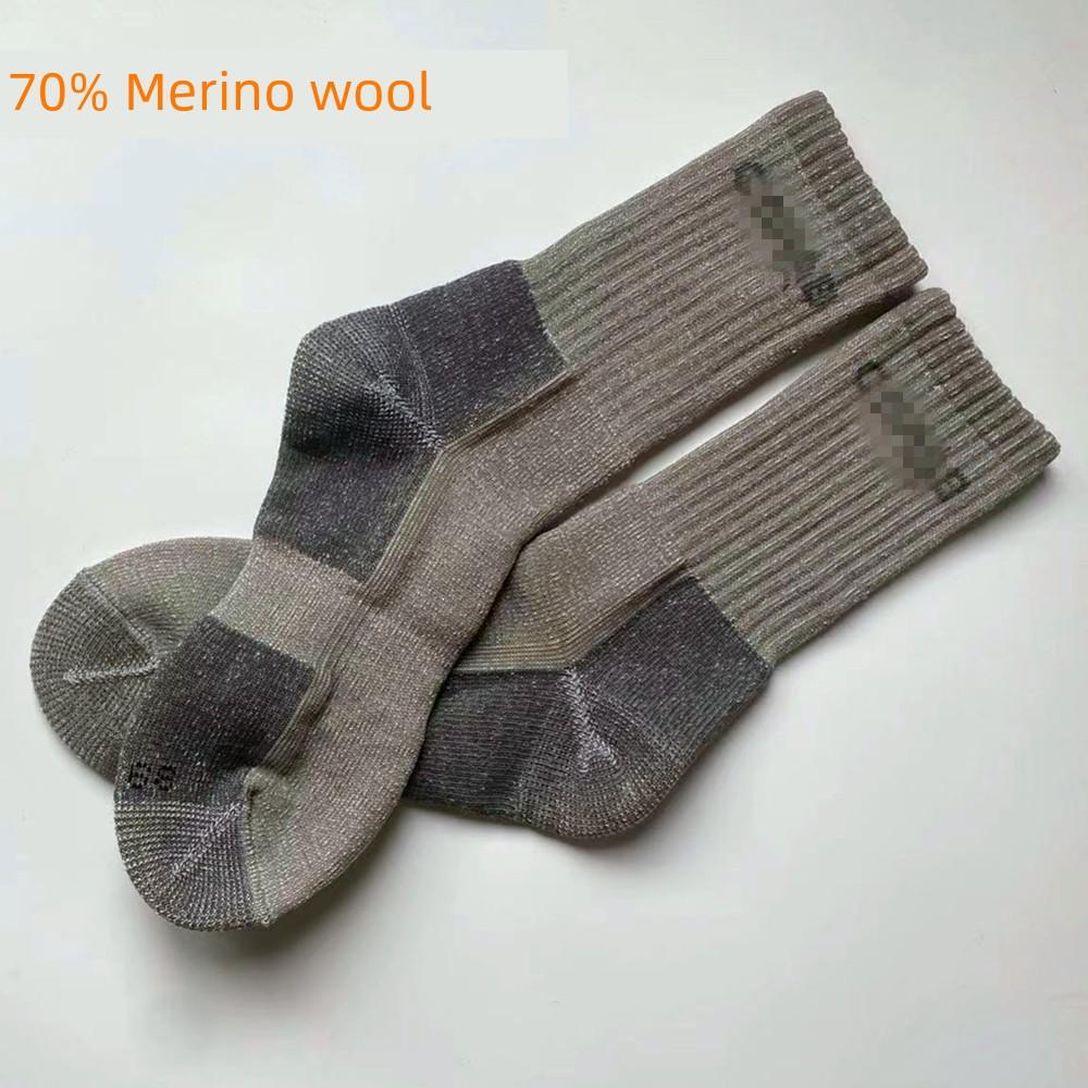 80% Mernu Wool Fall and Winter Heattech Men's and Women's Long Tube Extra Thick Fluffy Loop Sweat Socks Outdoor Snow Cold Socks