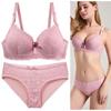 Sexy Luxuriöses High-End Western-Stil Dessous-Set mit einem Modischen Push-up Spitzen-BH und Hautfreundlichen Atmungsaktiven Slips