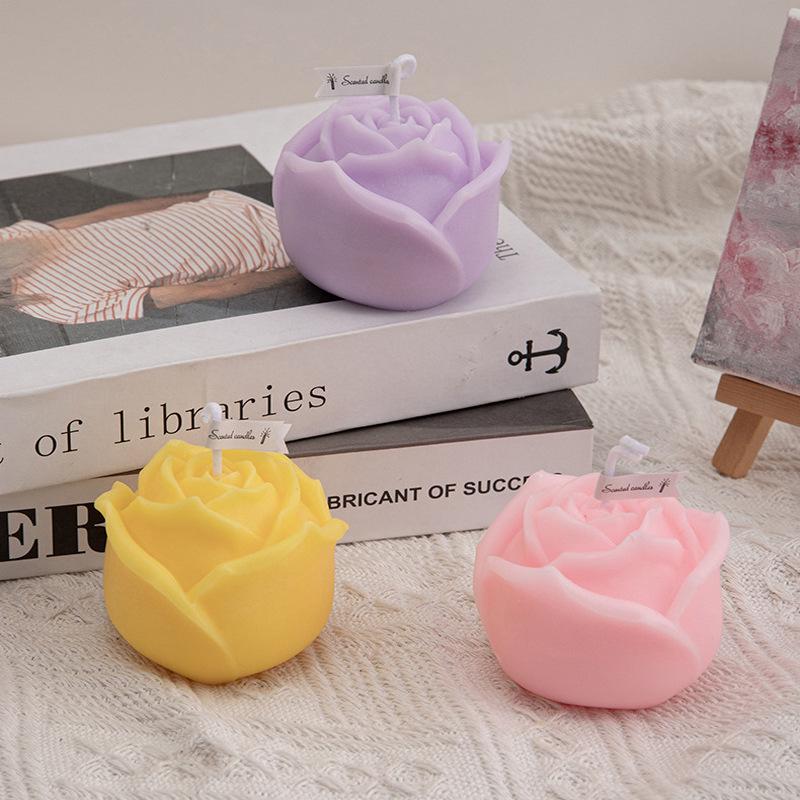 Rose Scented Aroma Candle - Creative Fragrance Shaped Ornament for Mother's Day Souvenir