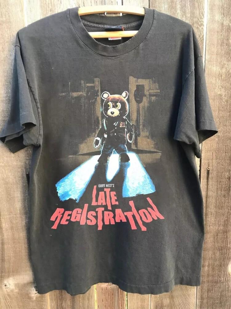 Канье Уэст Колледж Дропоут Медведь Графика Угольный Унисекс Футболка Репринт S-5XL Унисекс Футболка XXL