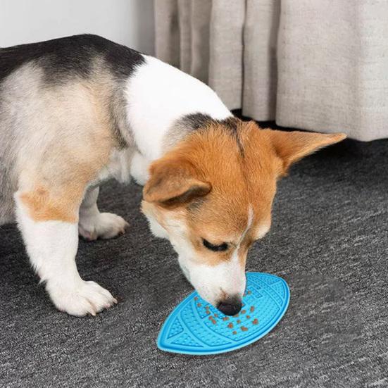 Pet Lick Mat, Suction Cup Slow Feeder Mat, Prevents Choking, Rugby Ball Shaped Silicone Licking Mat for Indoor Cats And Dogs