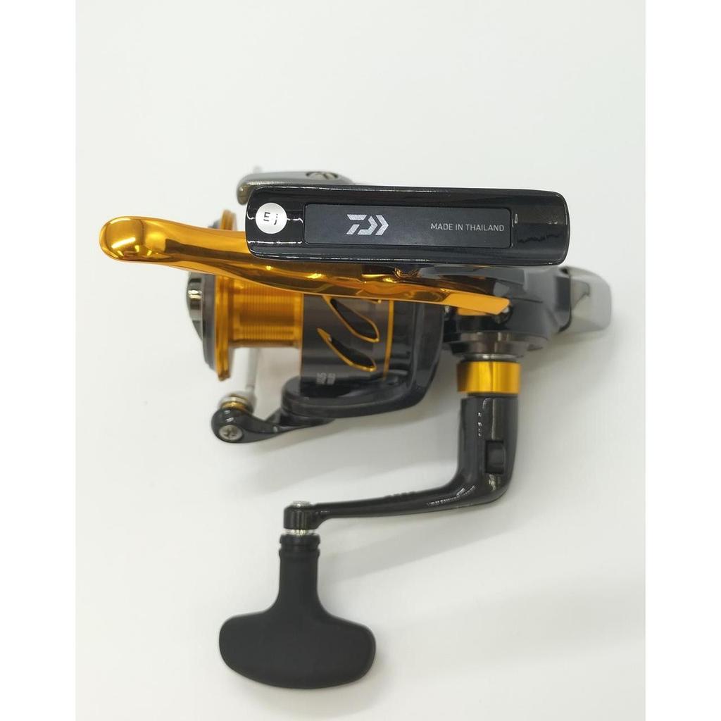 Used DAIWA LAXUS 3000LBD spinning reel