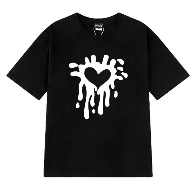 2025 New in Heart Print Japanese Simple short sleeve T-shirts Men Women Fashion Y2k Cotton T shirt Unisex Trend Oversized Tops