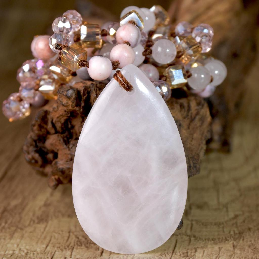 Elegante Collana a Goccia in Cristallo Rosa Annodata a Mano per Donna – Stile Lungo con Sensazione di Alta Gamma