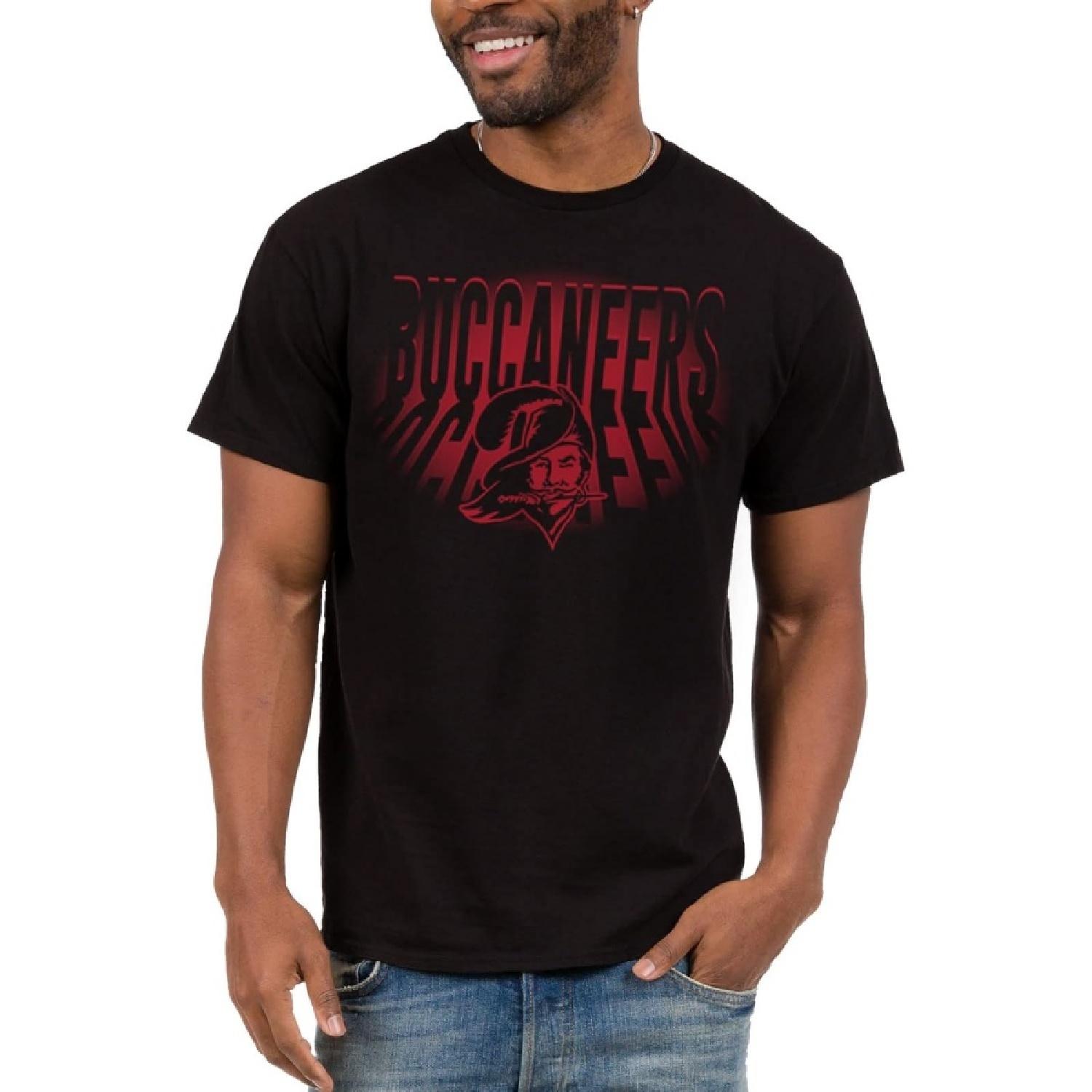 Junk Food Unisex-Adult Tampa Bay Buccaneers NFL Spotlight Fan TeeT-Shirt XXXXXL разноцветный