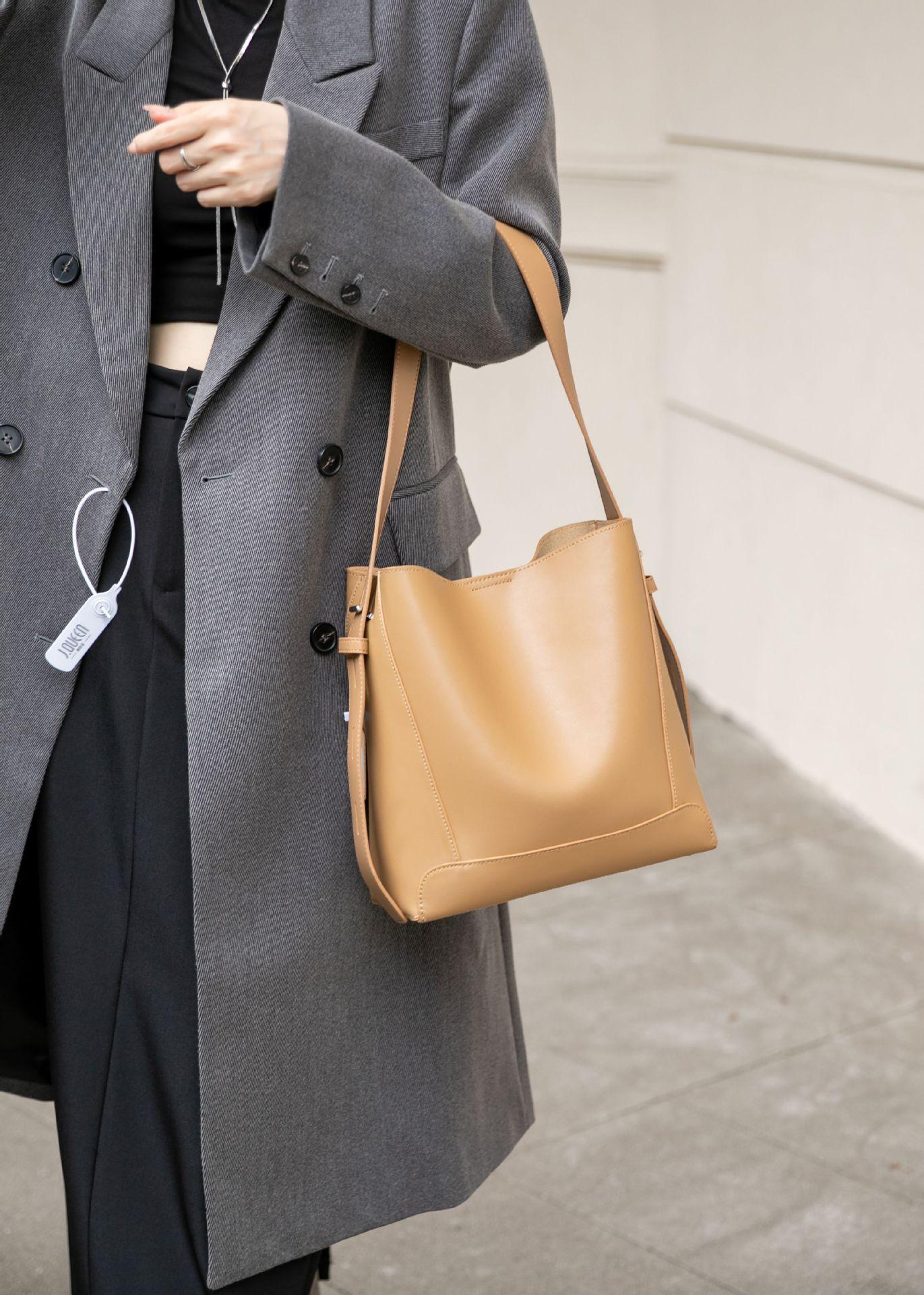 Genuine Leather Women S Bags Are Trendy And Fashionable, Large-Capacity Cowhide Bucket Bags, Genuine Leather Messenger Shoulder Bags. хаки