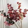 Decoração de casa – Flores e coroas artificiais
