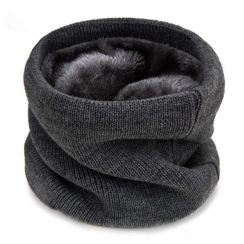 Set Căciulă Tricotată și Fular pentru Femei European-Americane de Iarnă - Cald, Rezistent la Frig cu Protecție pentru Urechi Design Pulover