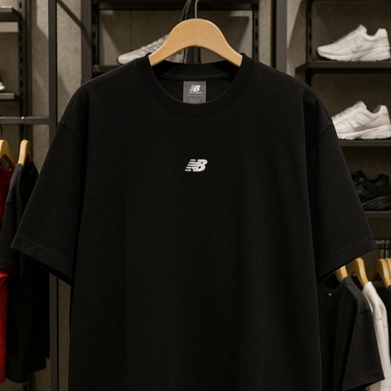 New Balance ESSential Center Logo Men S woMen S Short Sleeve Tee Black Nbnee21033 19