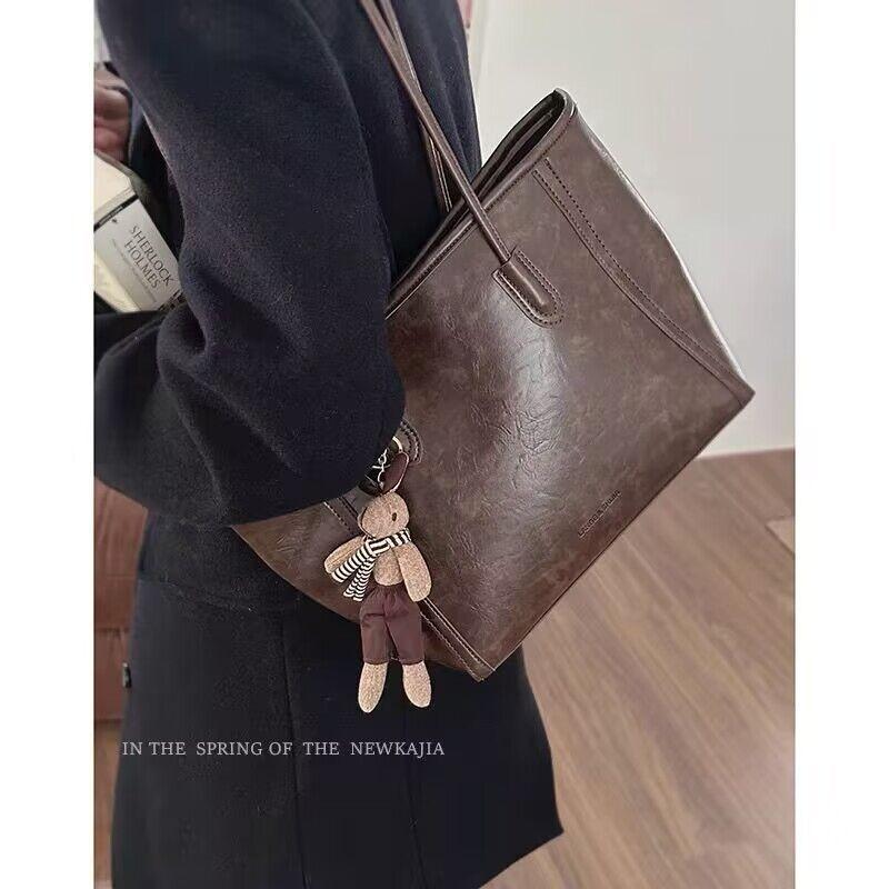 Casual retro tote bag 2 spring new versatile commuter shoulder bag large capacity underarm women's bag retro bag