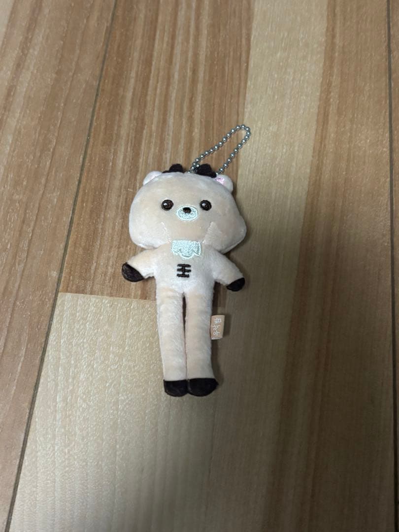 [USED] Authentic RIIZE MD Long-legged Ura-bam Plush Keychain - Sungchan