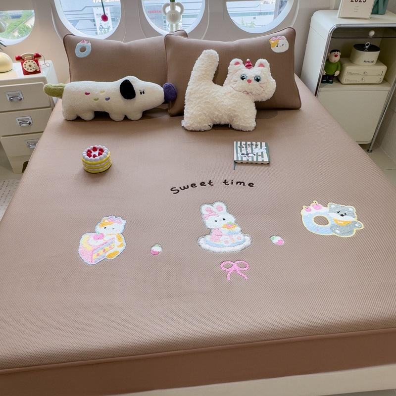 

Class A Colored Velvet Cotton Towel Embroidered Padded Mattress 3Pcs Single-Piece All-Inclusive Mattress Cover Simmons Mattress Cover 90 * 200cm Single Sheet