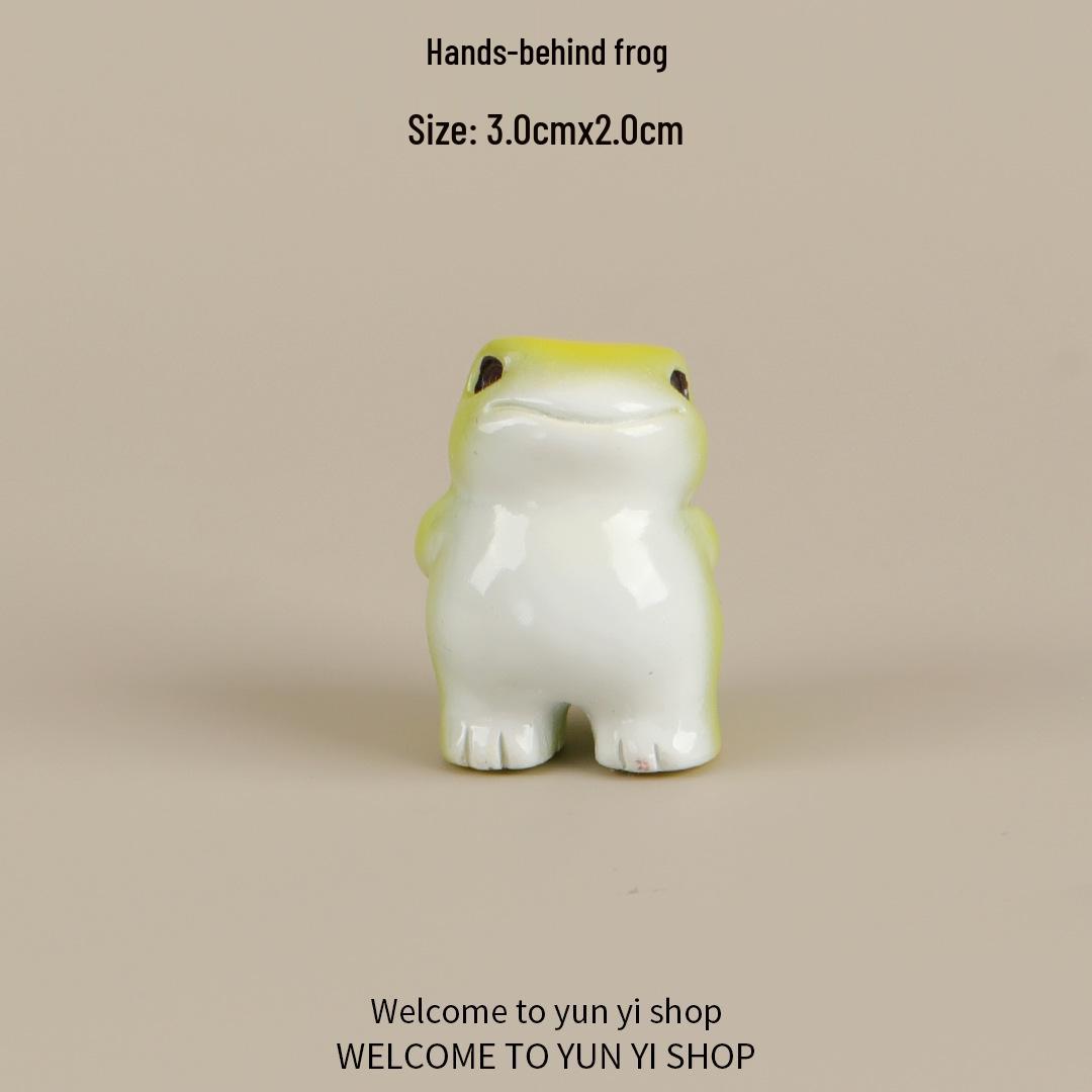 Cute Cartoon Frog Resin Desktop Figurine Ornament