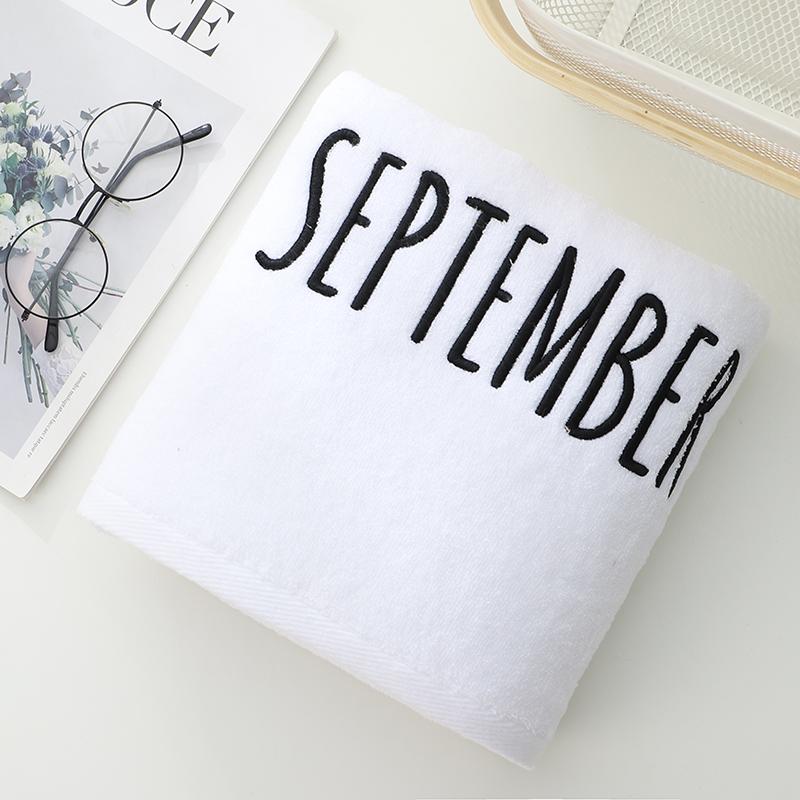 

Bath Towel Pure Cotton Soft English Letters Printed Large Towels Household Rectangle Towels Good Absorption for Home Bathroom 70x140cm