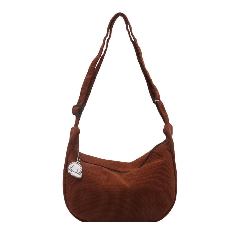 2025 lazy wind Japanese tide literary shoulder bag messenger bag chic student leisure Korean version women's simple dumpling bag