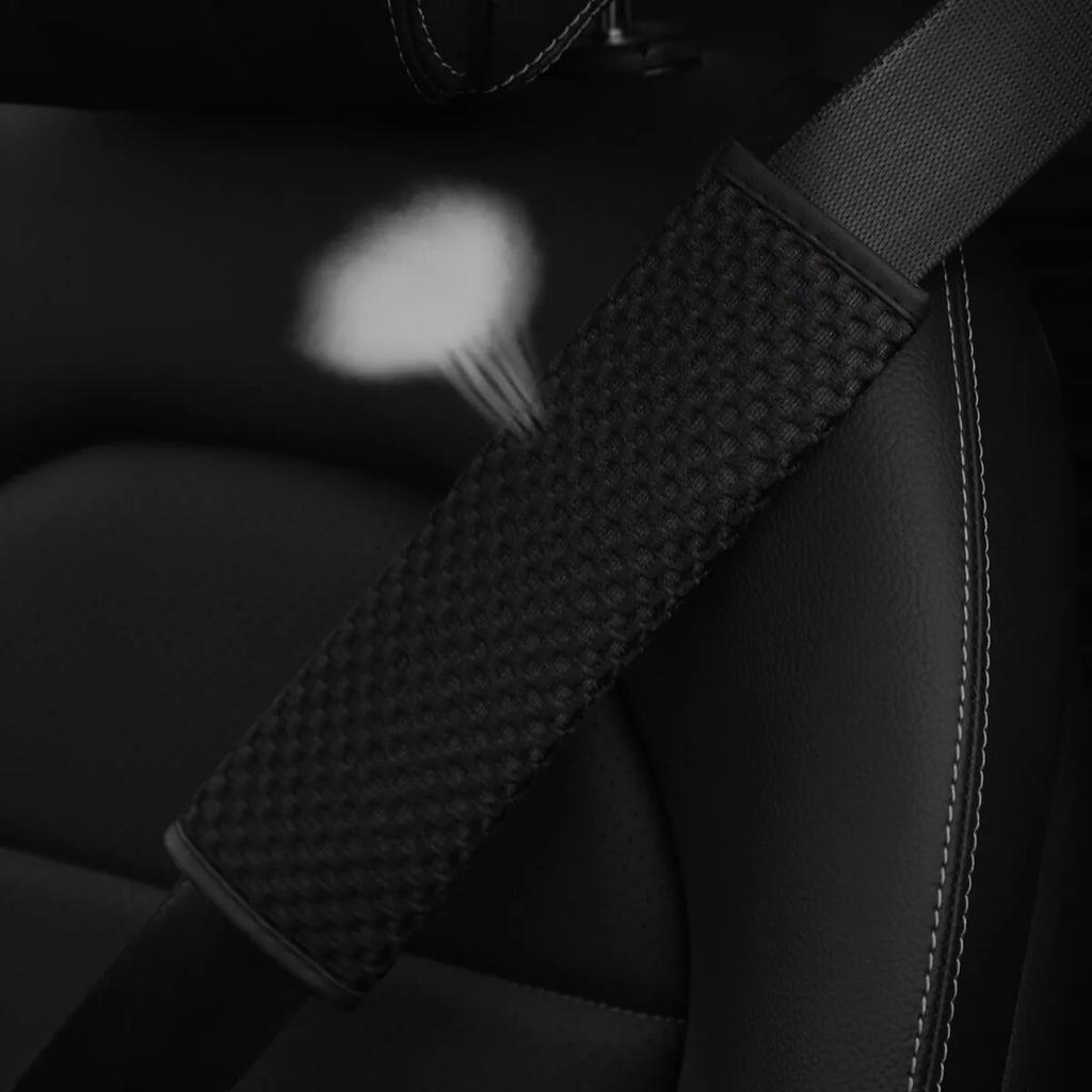 A Three-dimensional Massage Mesh Cloth Breathable Car Seat Belt Shoulder Strap Cover Insurance Strap Cover Car Accessories