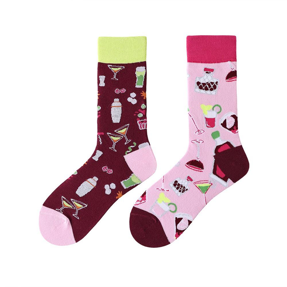 Original Asymmetrische Cartoon Hip Hop Baumwollsocken für Paare - Wadenhoch Mandarinenente Stil für Damen und Herren