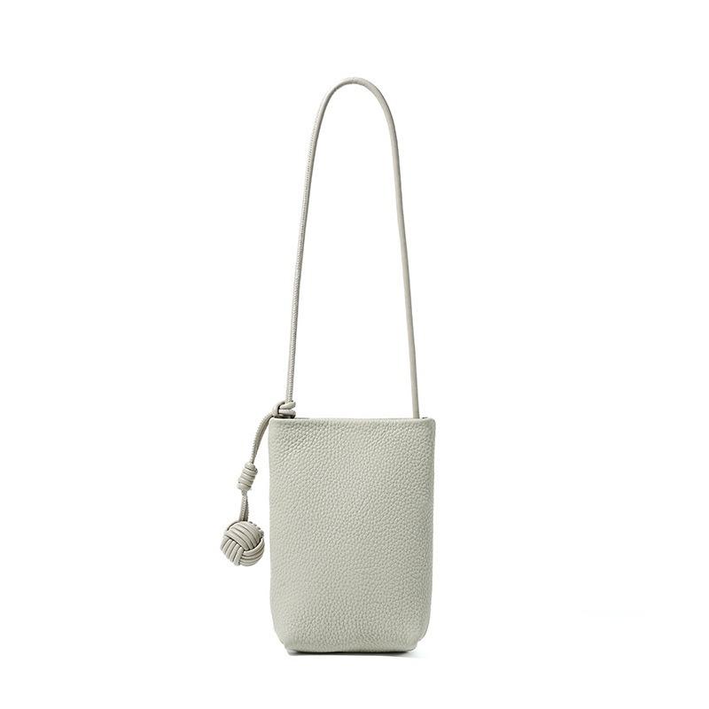 Hot-selling women's bags, high-end commuting versatile messenger bags, change bags, mobile phone bags, small bags, vertical leather mobile phone bags.