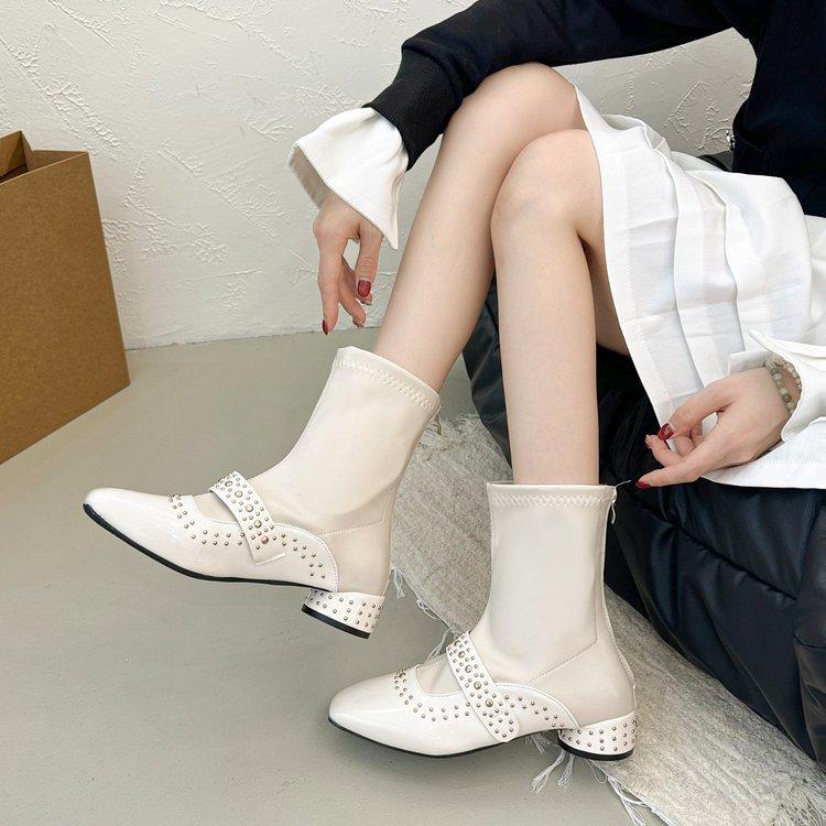 La combinaison parfaite de la mode et de la praticité, le choix de la qualité ! Bottes de mode courtes en PU carré et caoutchouc à talon bas (