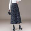 2025 Autumn Elegant High Waist Jacquard Mermaid Skirt: Retro Style, Hip-hugging Design for a Taller, Slimmer Look