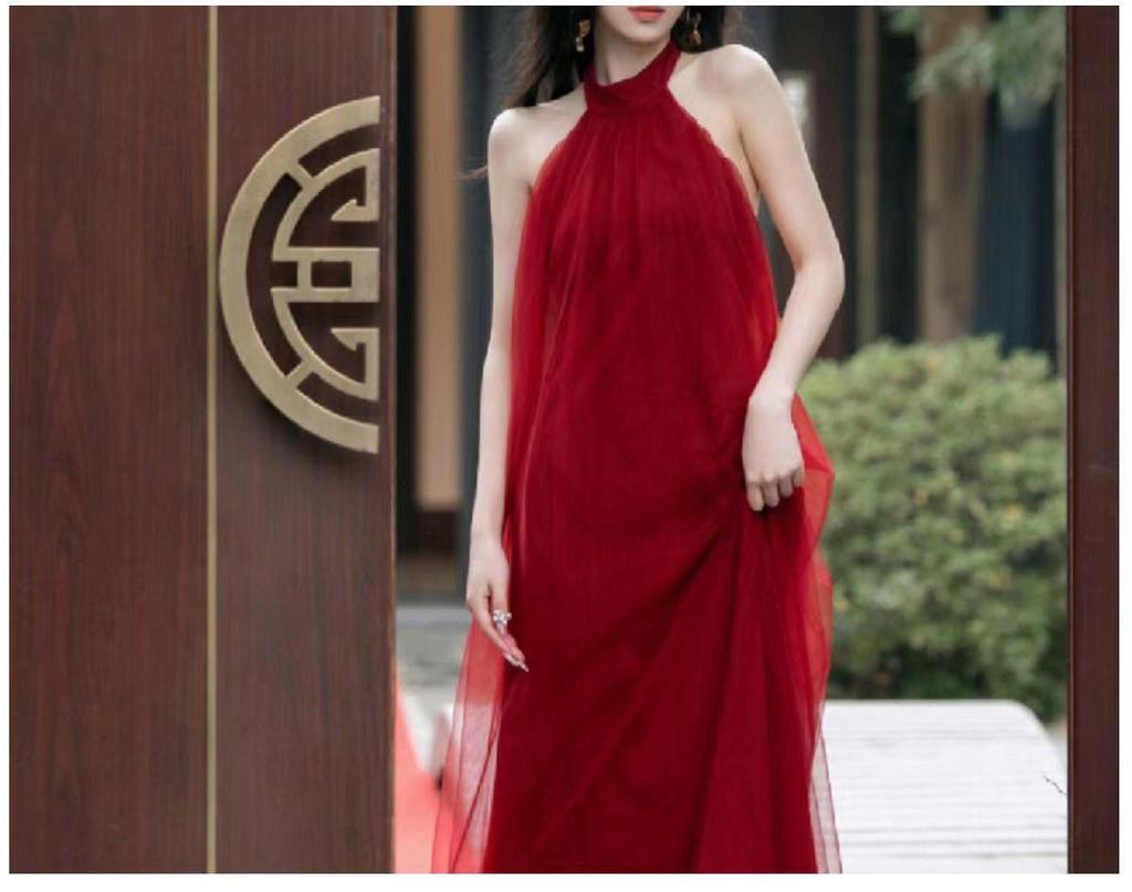New Chinese-Style Red Backless Off-Shoulder Bridal Toast Dress with Festive Tulle