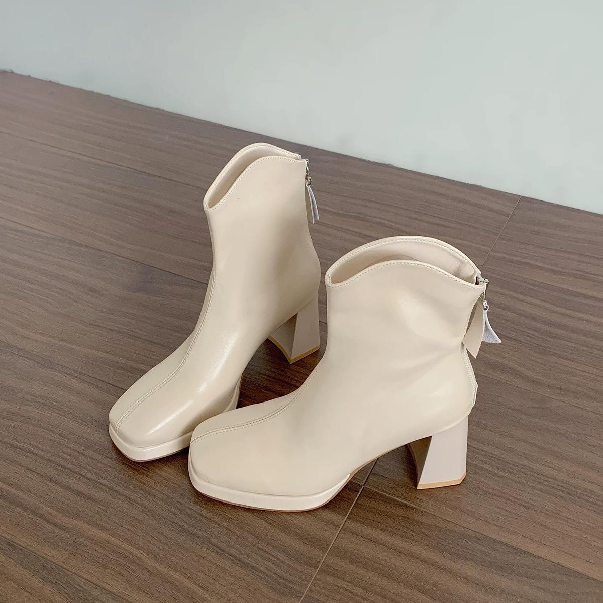 

Французский темперамент короткие ботильоны на высоком каблуке женские 2025 осень и зима новые маленькие на толстом каблуке бархатные ботинки Мартин 40