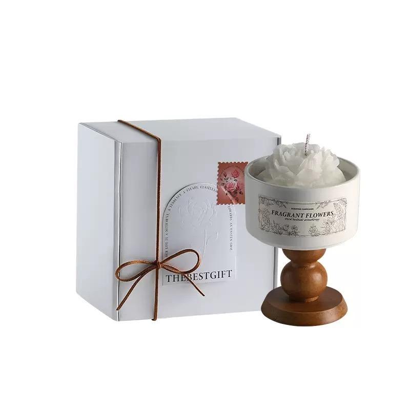 Camellia Scented Candle Handmade Soy Wax Flower Candle Aroma Candle for Bedroom Decor Valentine's Day Romantic Gift for Women