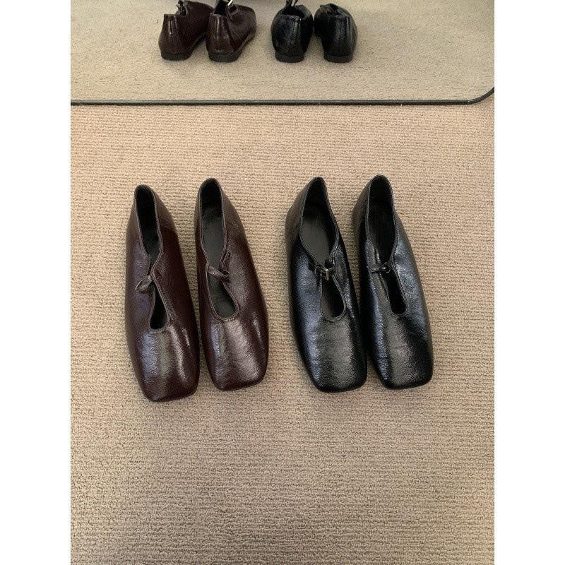 Small brown leather shoes with soft soles and one pedal, Doudou shoes, spring and autumn Korean square head deep mouth single shoes