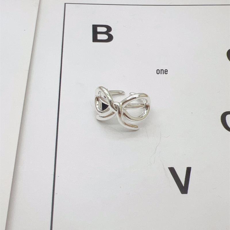 Adjustable Sweet Bow Knot Ring for Women - Elegant Open Line Design for Index Finger Adjustable