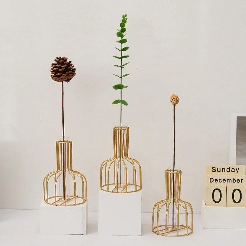 1 Set Of Gold Wrought Iron Metal Vase Hydroponic Container Test Tube Vase Living Room Illustration Decoration Flower Decor