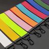 Benutzerdefiniertes Logo Text Name Kreativer Schlüsselanhänger für Männer und Frauen Reiner Stoff Schlüsselanhänger Tasche Anhänger Streamer Personalisierbarer Schlüsselring Geschenk