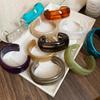 Breite Acryl-Armreifen Glatte Glänzende Oberfläche Mehrfarbig Marmoriertes Muster Perfekter Modeschmuck für Damen für den täglichen Gebrauch Party