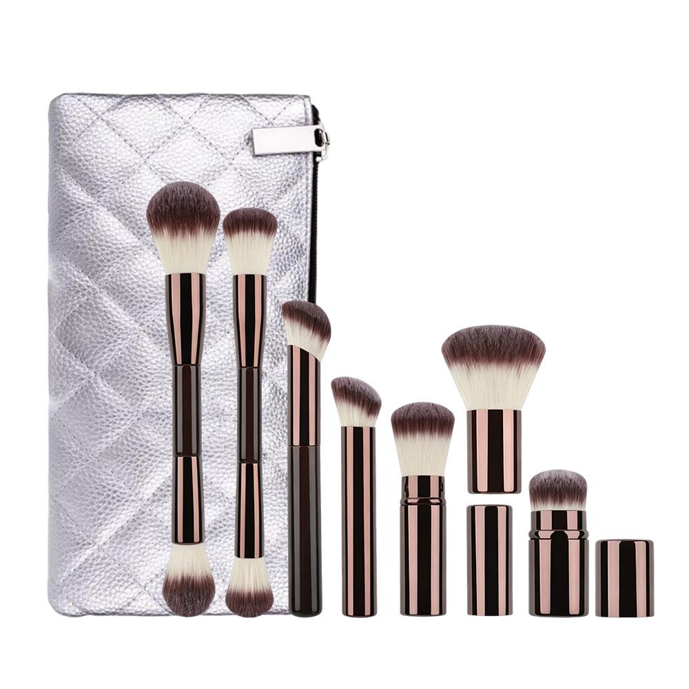 7 dalių dvipusis makiažo šepetėlių rinkinys: Pudros, skaistalų, įtraukiami, kontūravimo, makiažo pagrindo šepetėliai.