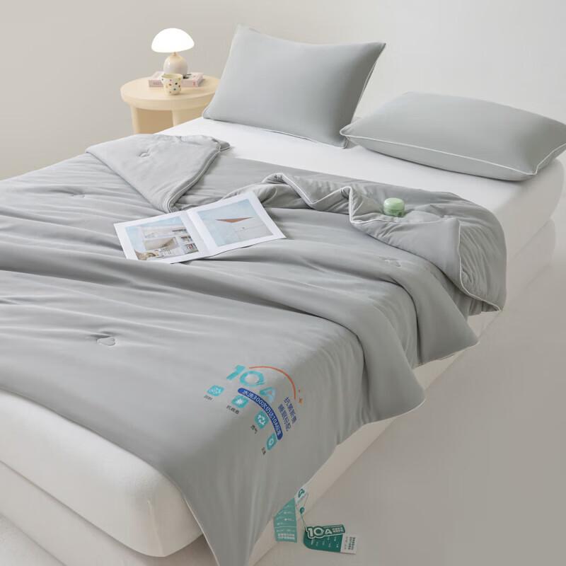 Woodpecker Cooling Silk Summer Quilt