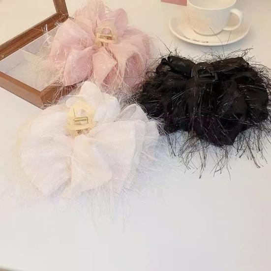 Hair Claw Furry Tassel Design Large Shark Clip Back Head Shimmer Texture Hair Clip Stable Hold Hair