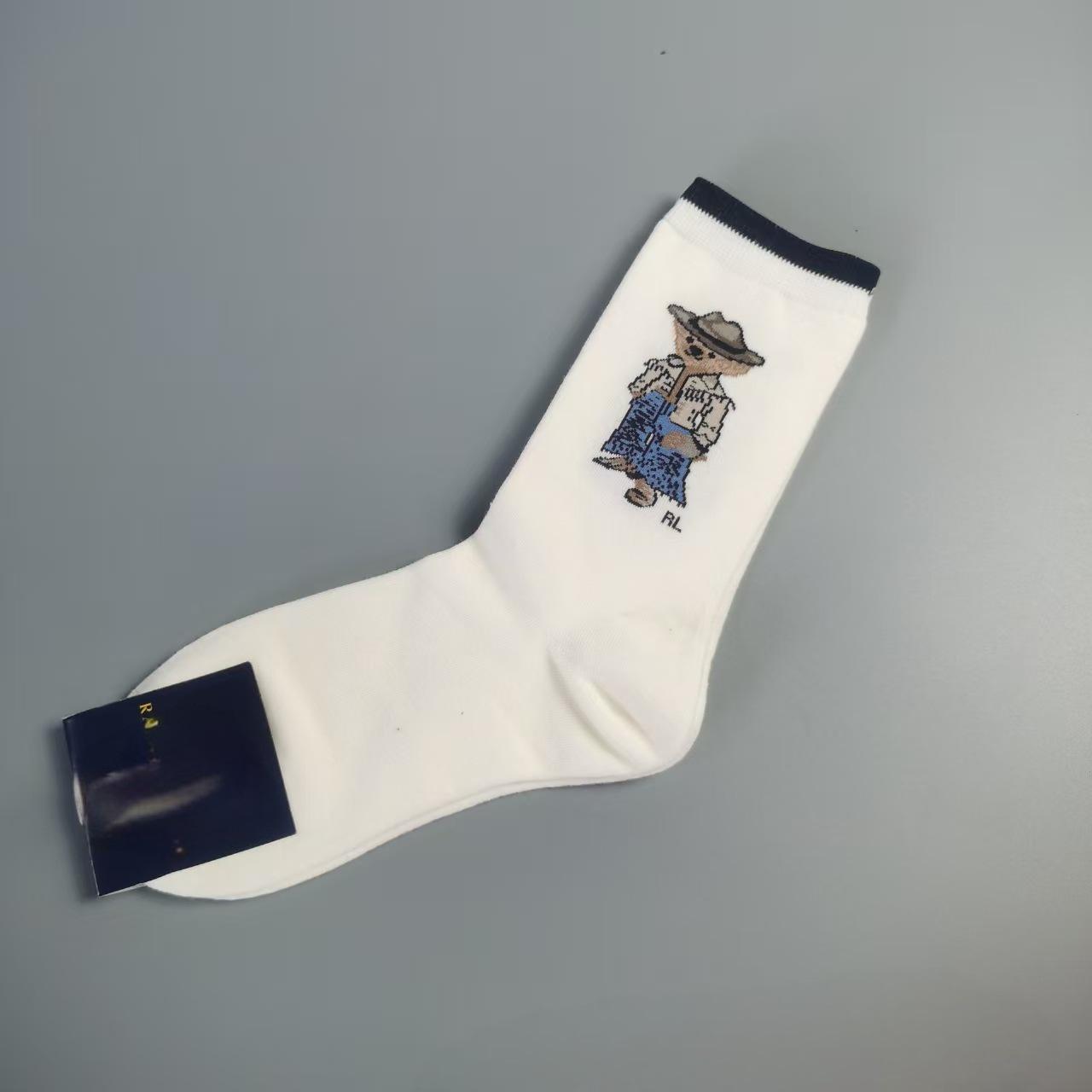 

Осінньо-зимові жіночі модні повсякденні шкарпетки середньої довжини з візерунком ведмедика